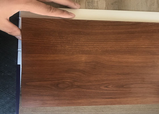 1.22m*2.44m 10.6mm Wood Grain Melamine Laminated Boards For Furniture Industry